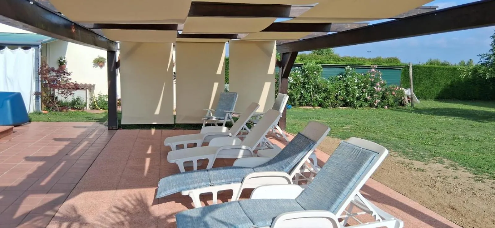 Casale Gelsomino Primo Piano Apartman Casa Minolle 0*,